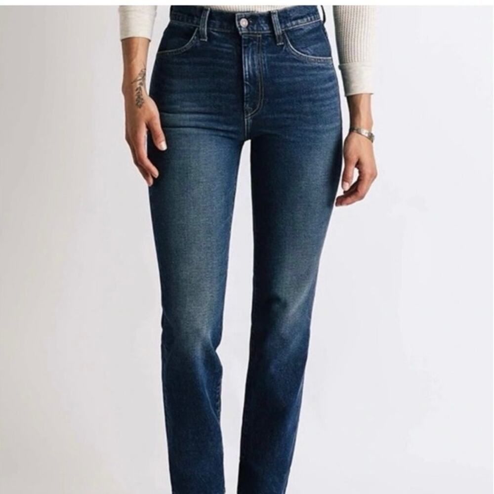 Imogen + Willie Sz 27 Sophie High Rise Straight Leg Jeans Dark Wash Whiskering